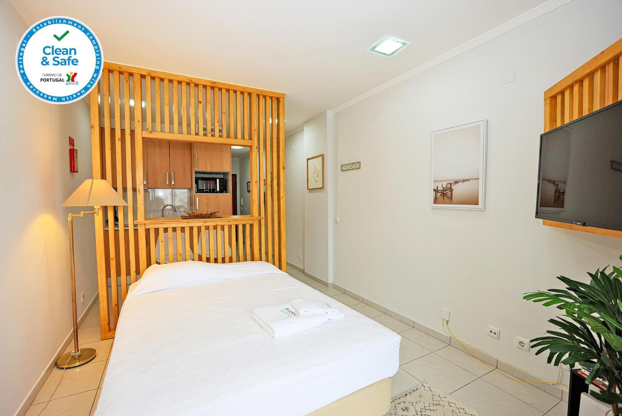 A01 - Marina Mirror Harbour Apartman Lagos Kültér fotó
